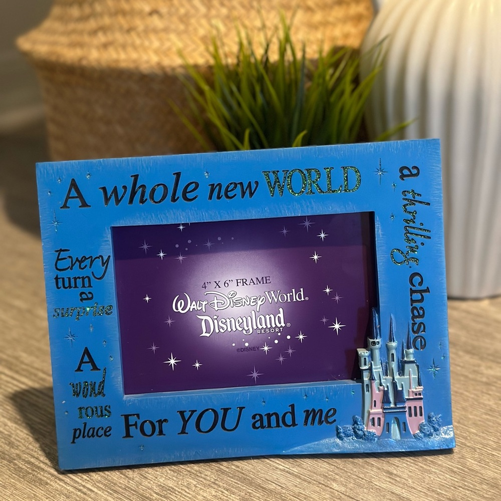 New Disney Parks Aladdin Jasmine "Whole New World" Blue Wooden 4 x 6 Photo Frame